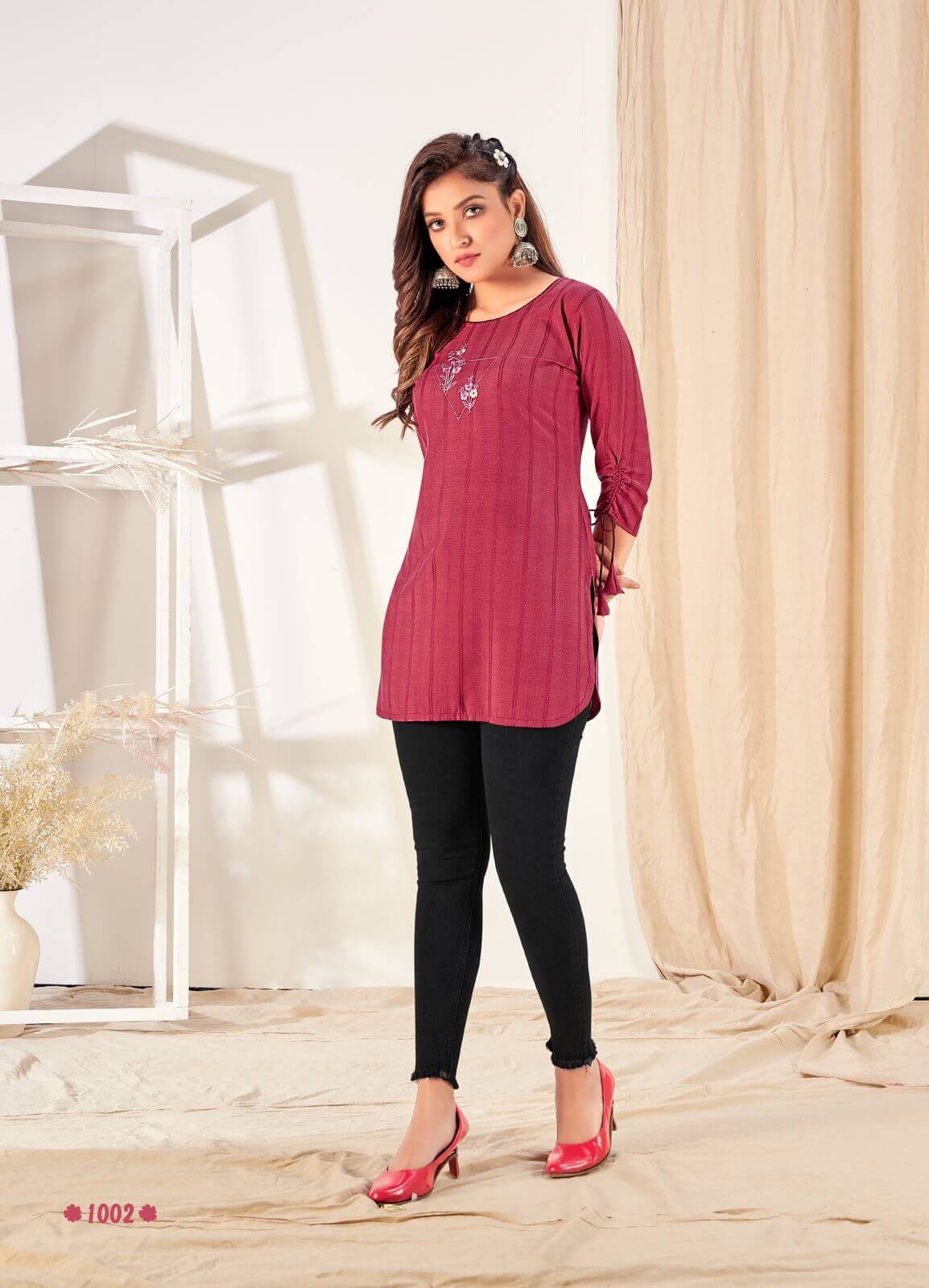 Ladyview Leelee Rayon Embroidered Western Top Wholesale Catalog, Buy Full Catalog of Ladyview Leelee Rayon Embroidered Western Top At Wholesale Price