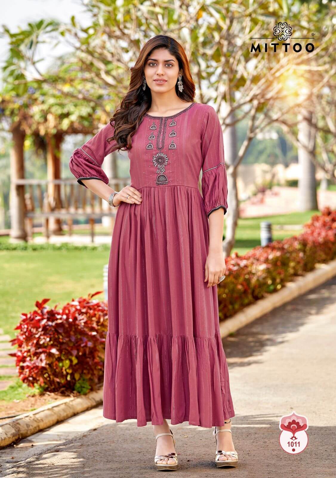 Mittoo Pankhi Ladies Gown Wholesale Catalog. Purchase Full Catalog of Ladies Gown In Wholesale Price Online