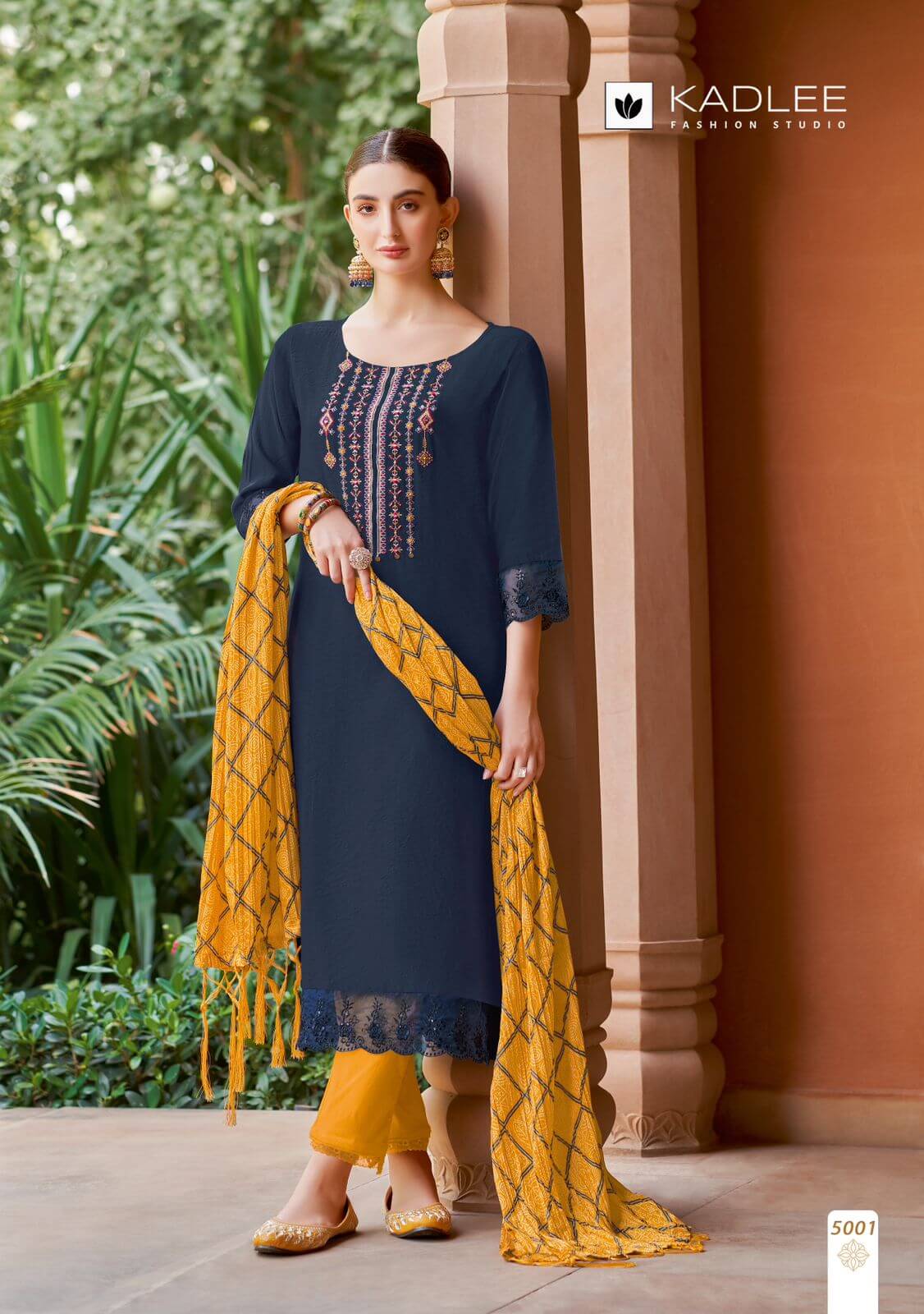 Viscose Weaving Top, Cotton Lycra Bottom & Chinon Bandhani Dupatta