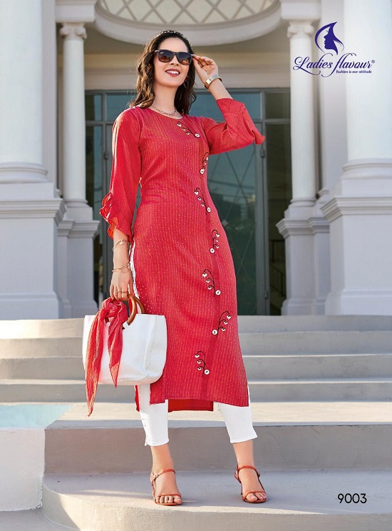 Ladies Flavour Limelight kurtis wholesale catalog. Limelight Rayon kurtis with jaquard butti and embroidery work wholesale collection by brand Ladies Flavour.