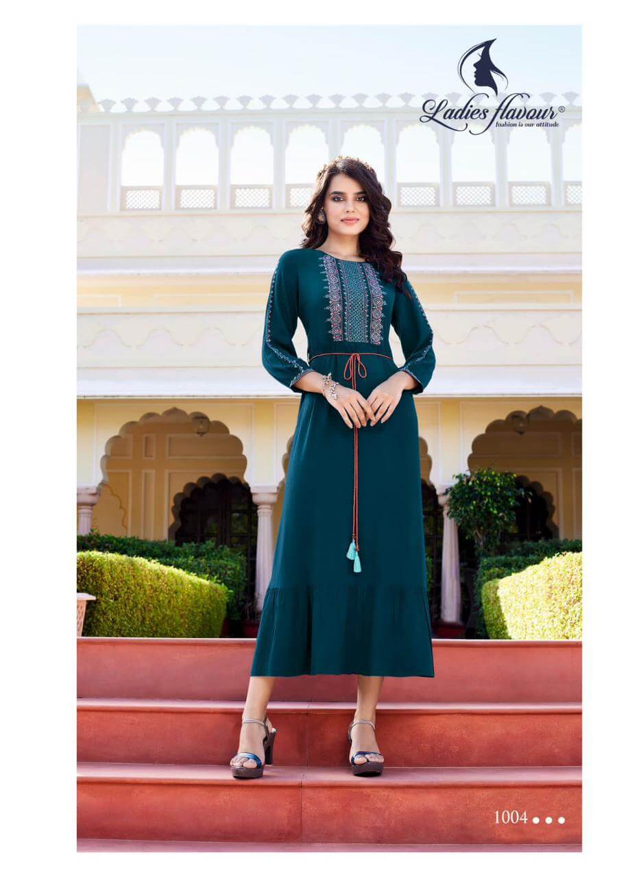 Ladies Flavour Mastani Rayon Wrinkle Gown Catalog, Buy Ladies Flavour Mastani Rayon Wrinkle Gowns Full Catalog in Wholesale Price Online From Aarvee Creation