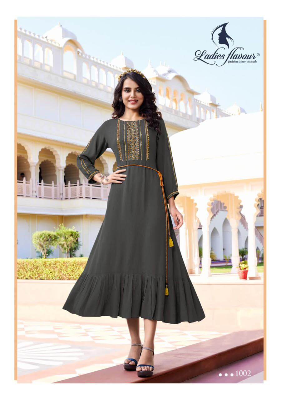 Ladies Flavour Mastani Rayon Wrinkle Gown Catalog, Buy Ladies Flavour Mastani Rayon Wrinkle Gowns Full Catalog in Wholesale Price Online From Aarvee Creation