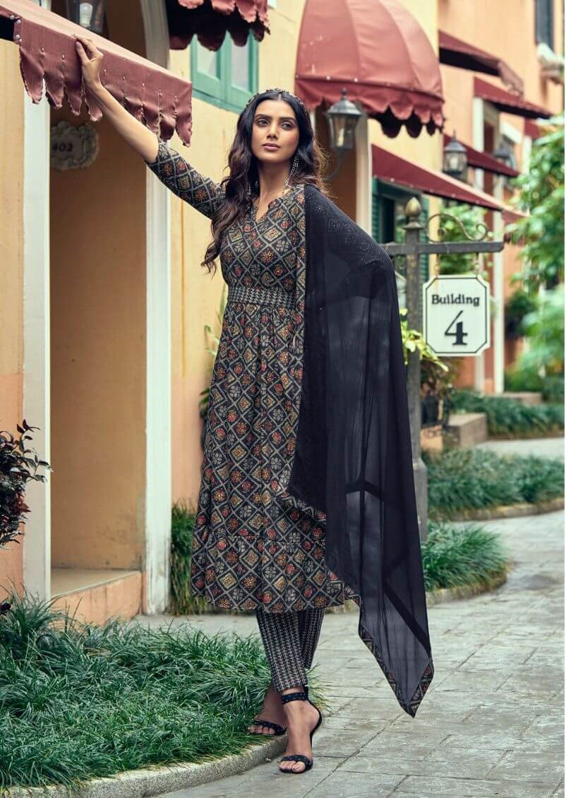 Poonam Rivaaz Naira Cut Kurti with Pant and Dupatta Catalog, Buy Poonam Rivaaz Naira Cut Kurti with Pant and Dupatta Full Catalog in Wholesale Price Online From Aarvee Creation